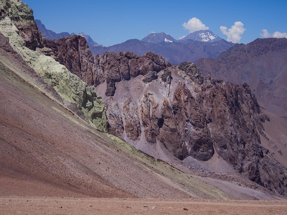 Base of El Pintor - Trekking Los Andes