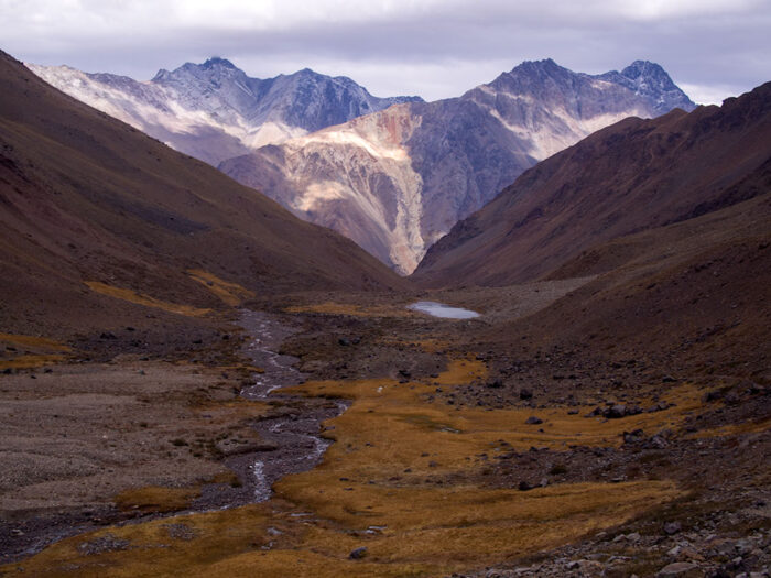 Winter view of the Morales river and lagoon a few hours before the first snowfall.